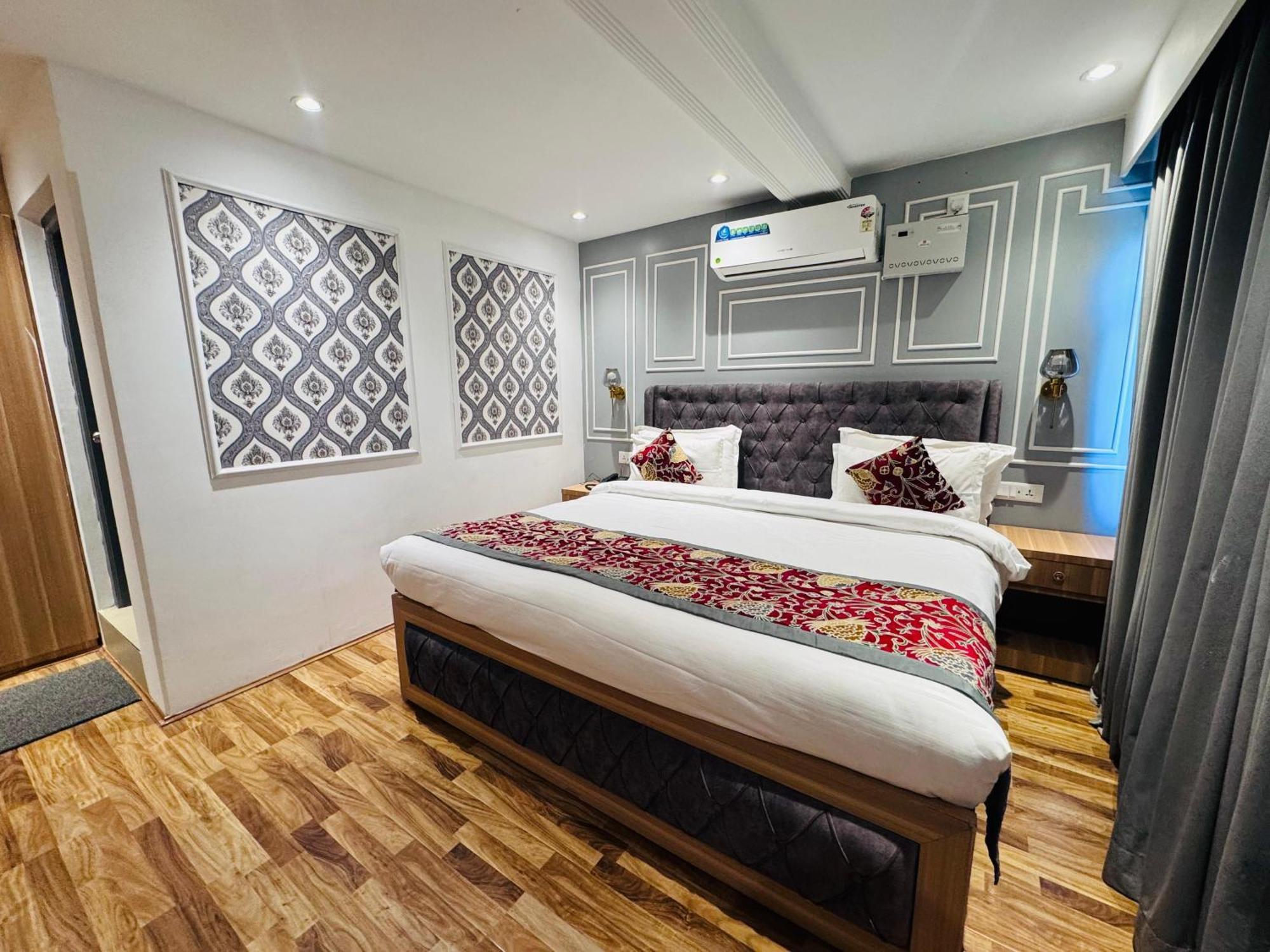 De Elaaf The Luxury Stay Srinagar  Exterior photo